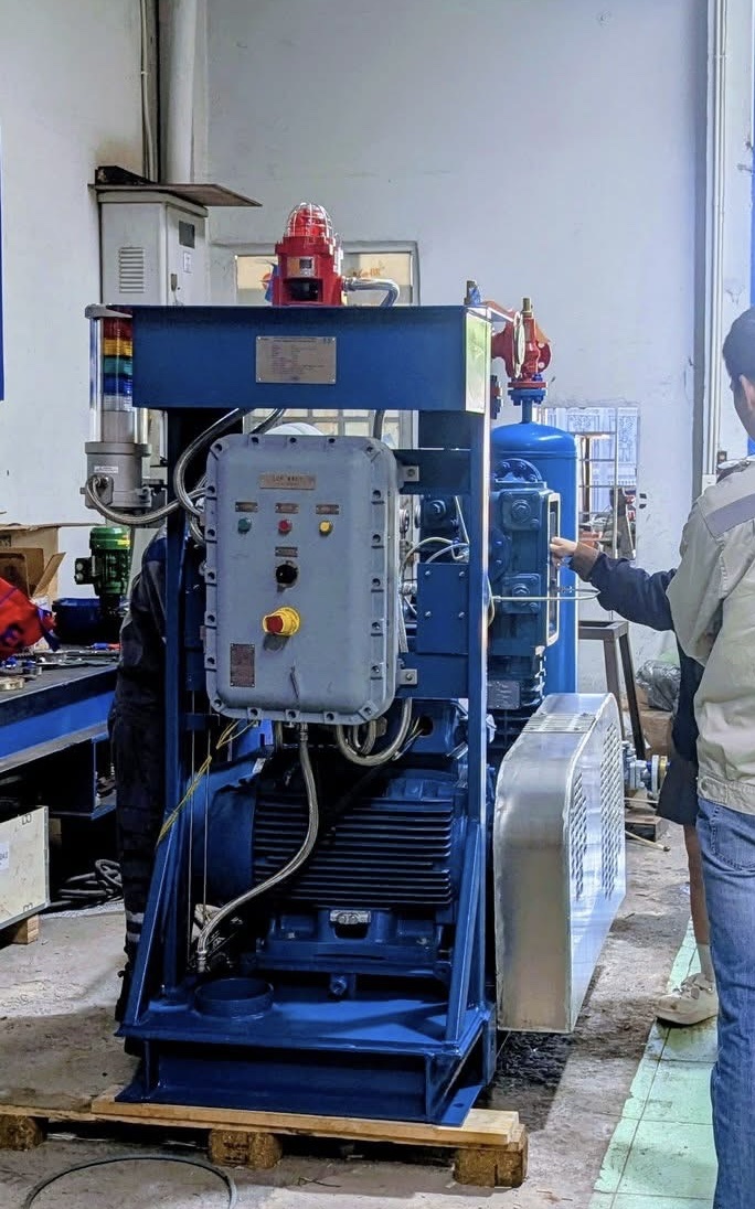 Tủ điện chống cháy điều khiển động cơ dầu 75kW